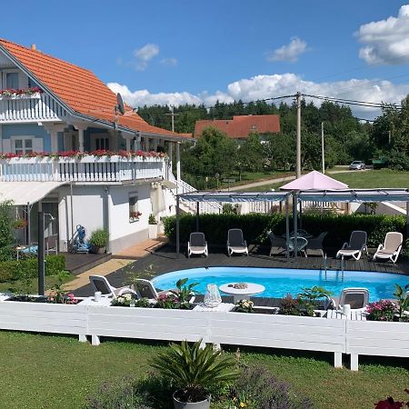 Pool Apartments Plitvice Lakes Grabovac  Exterior photo